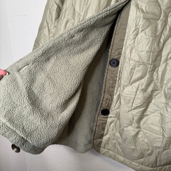 ASOS Olive Green Quilted Puffer Jacket - Picture 9 of 11